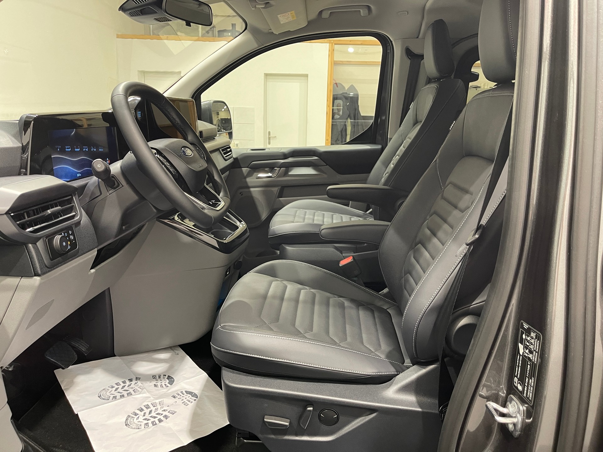 FORD Tourneo Bus 320 L1H1 TitaniumX Automat *5 JAHRE-200000KM GARANTIE*-image-7