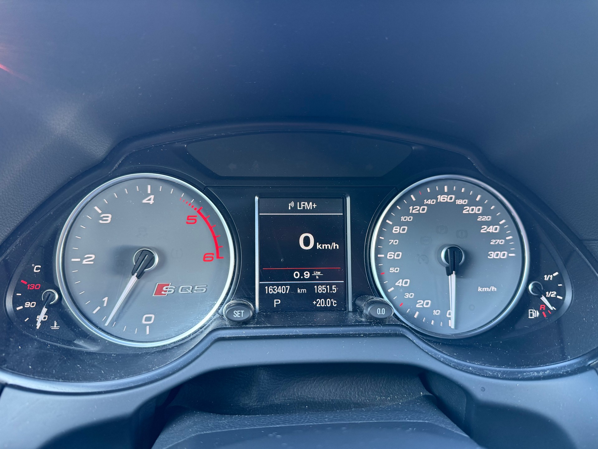 AUDI SQ5 3.0 TDI plus quattro tiptronic-image-4