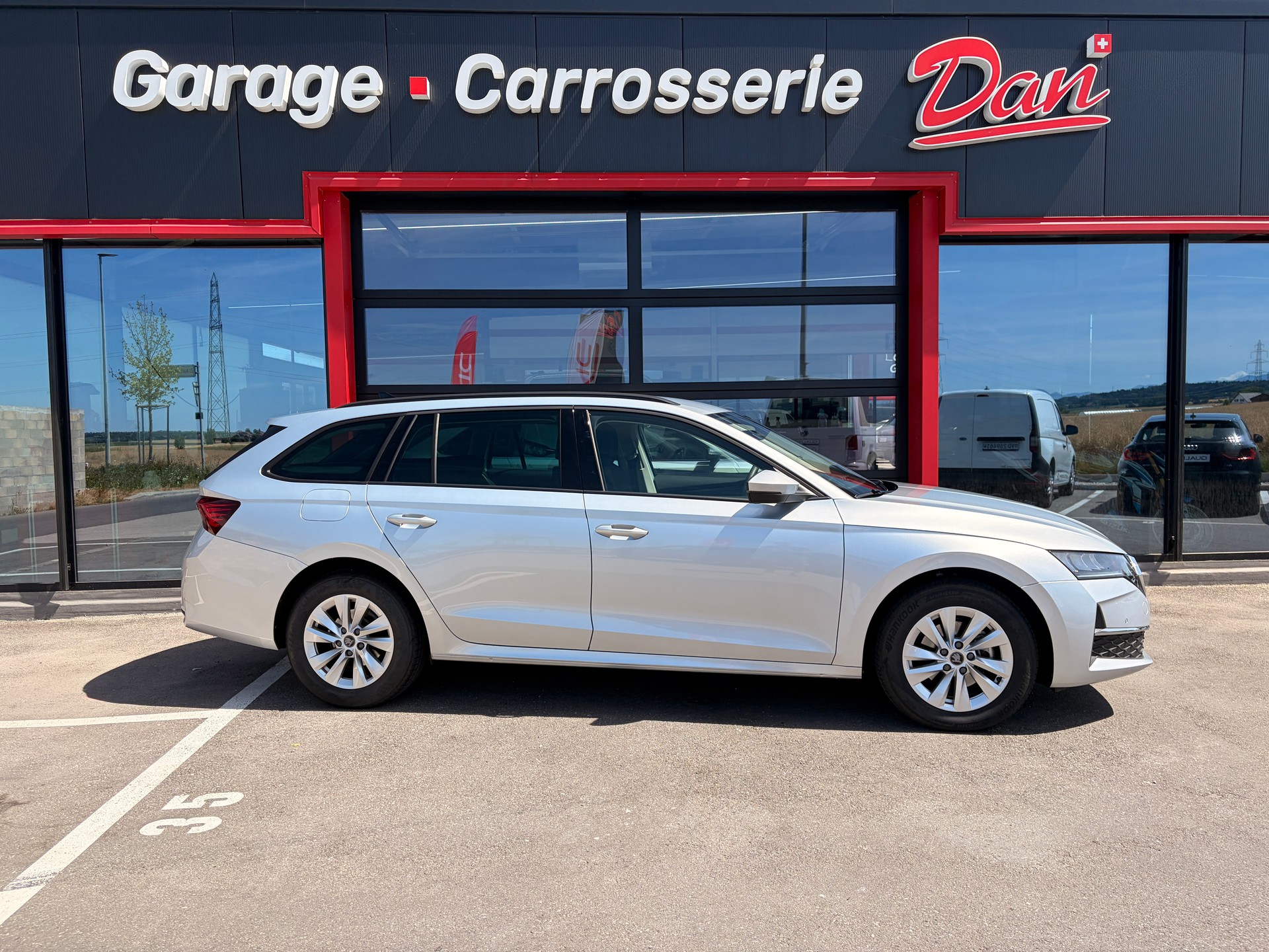 SKODA Octavia Combi 1.5 TSI mHEV DSG Dynamic