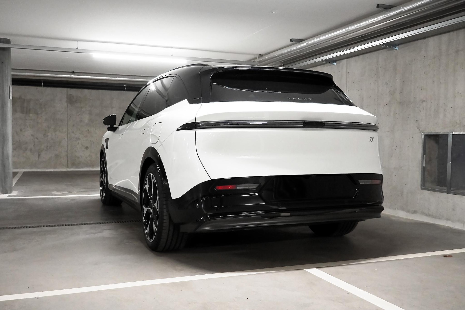 ZEEKR 7X Privilege AWD-image-8