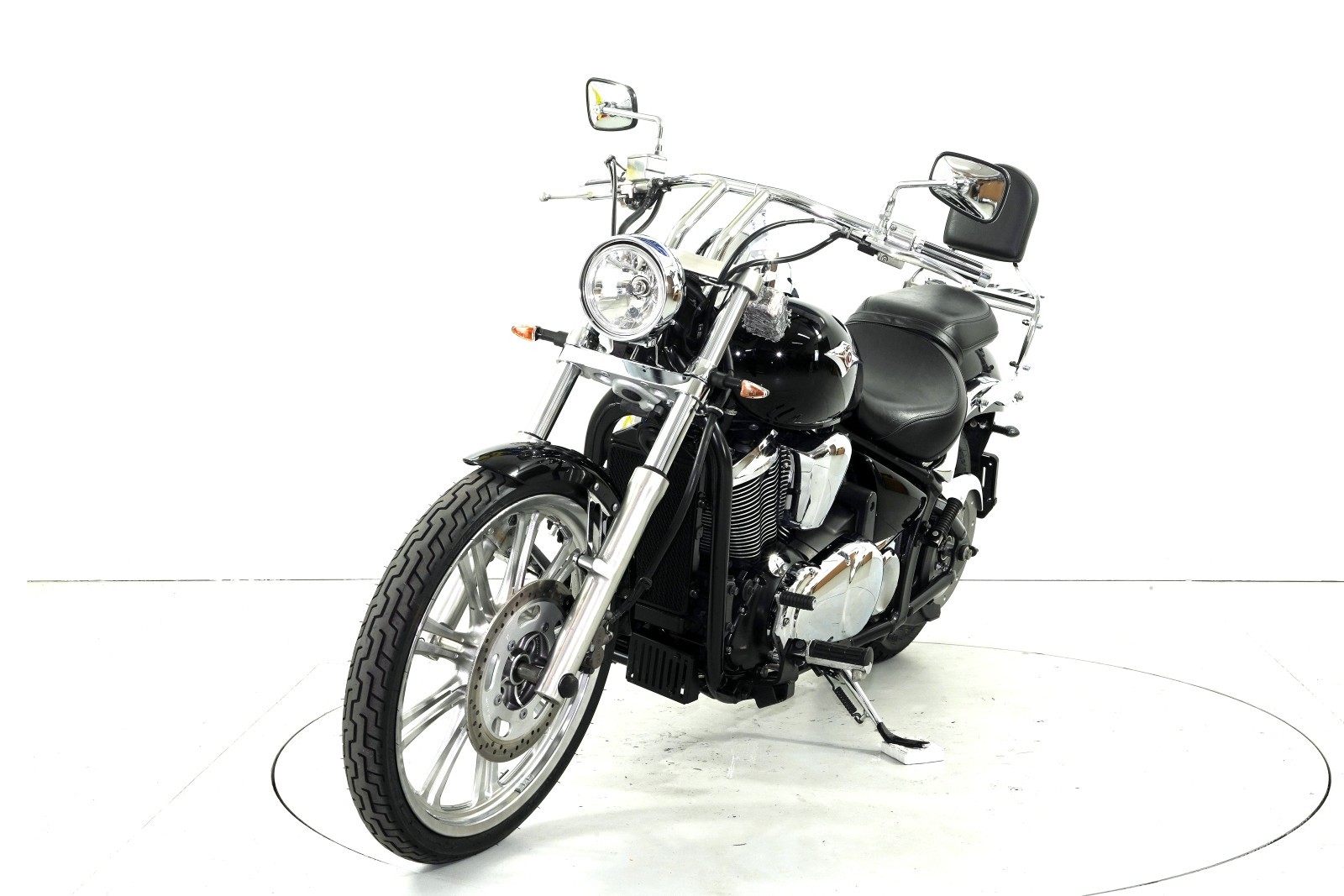 KAWASAKI VN 900 Classic ABS-image-2