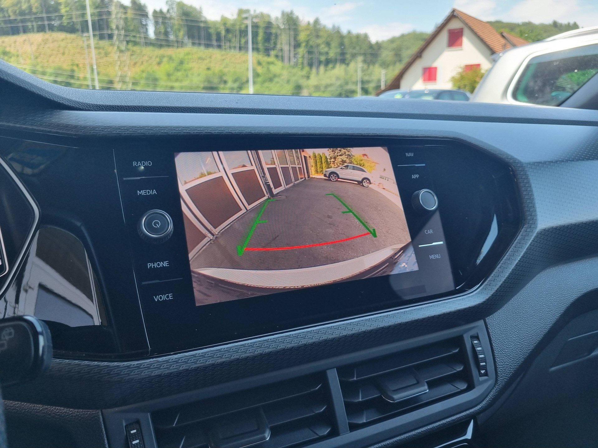 VW T-Cross 1.0 TSI Style DSG-image-12