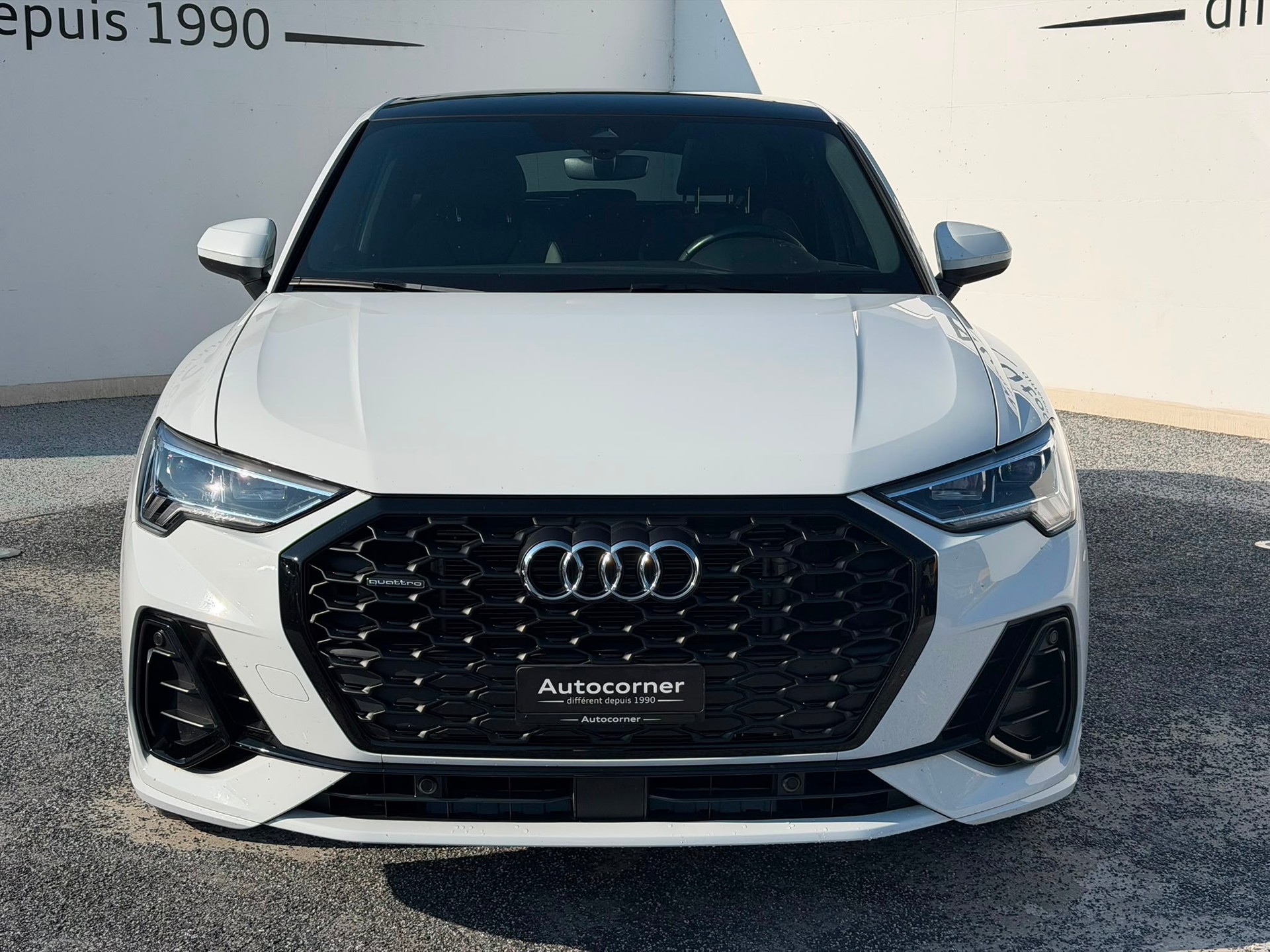 AUDI Q3 Sportback 40 TFSI S line quattro S-tronic-image-4