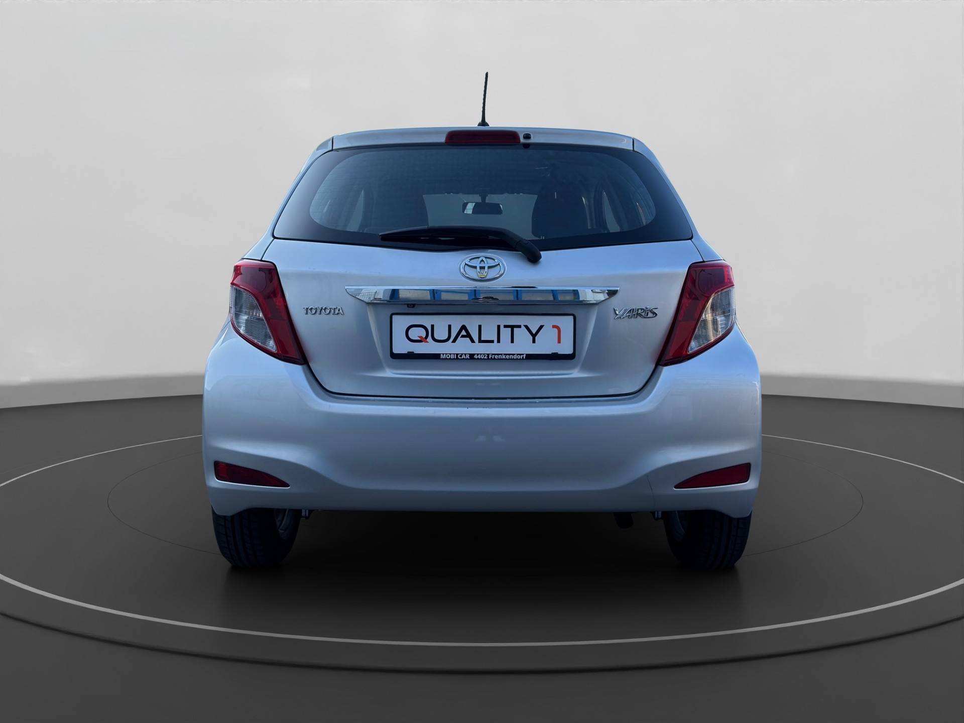 TOYOTA Yaris 1.33 Style Multidrive-showroom-element-3