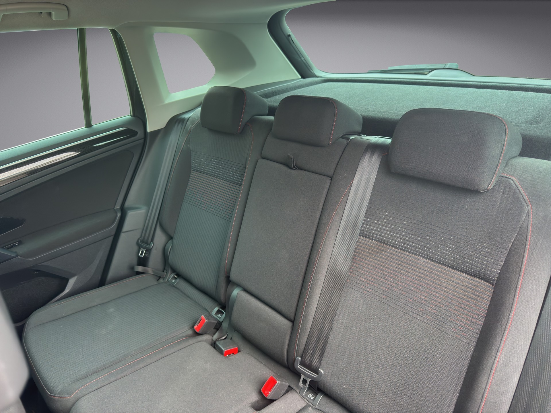 VW Tiguan 1.4 TSI BlueMT Sound DSG-image-14