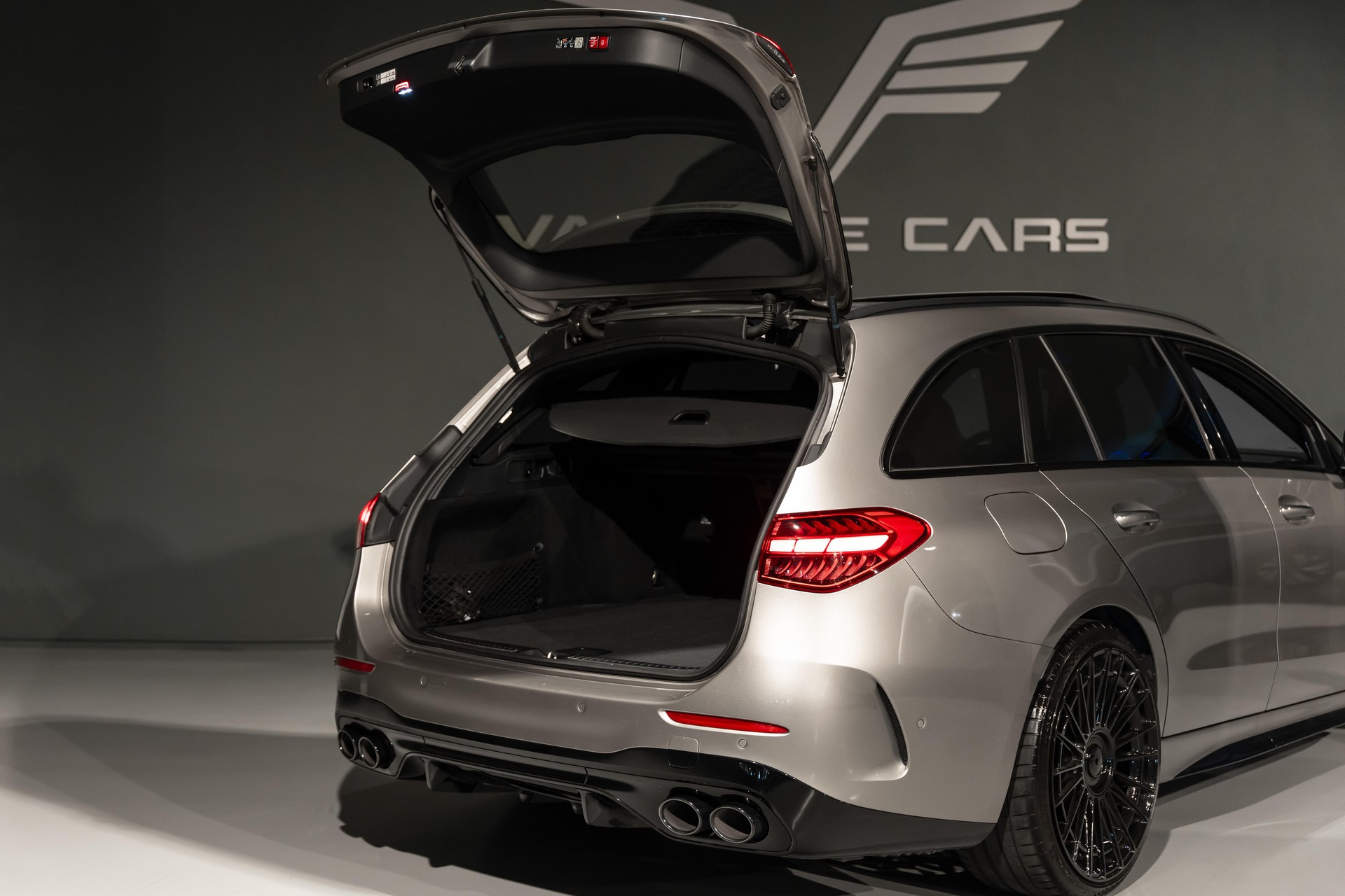 MERCEDES-BENZ C 43 AMG 4matic Kombi-image-10