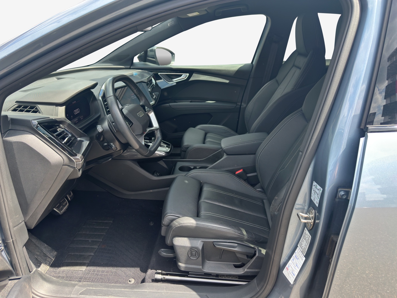 AUDI Q4 Sportback e-tron 50 quattro-image-8