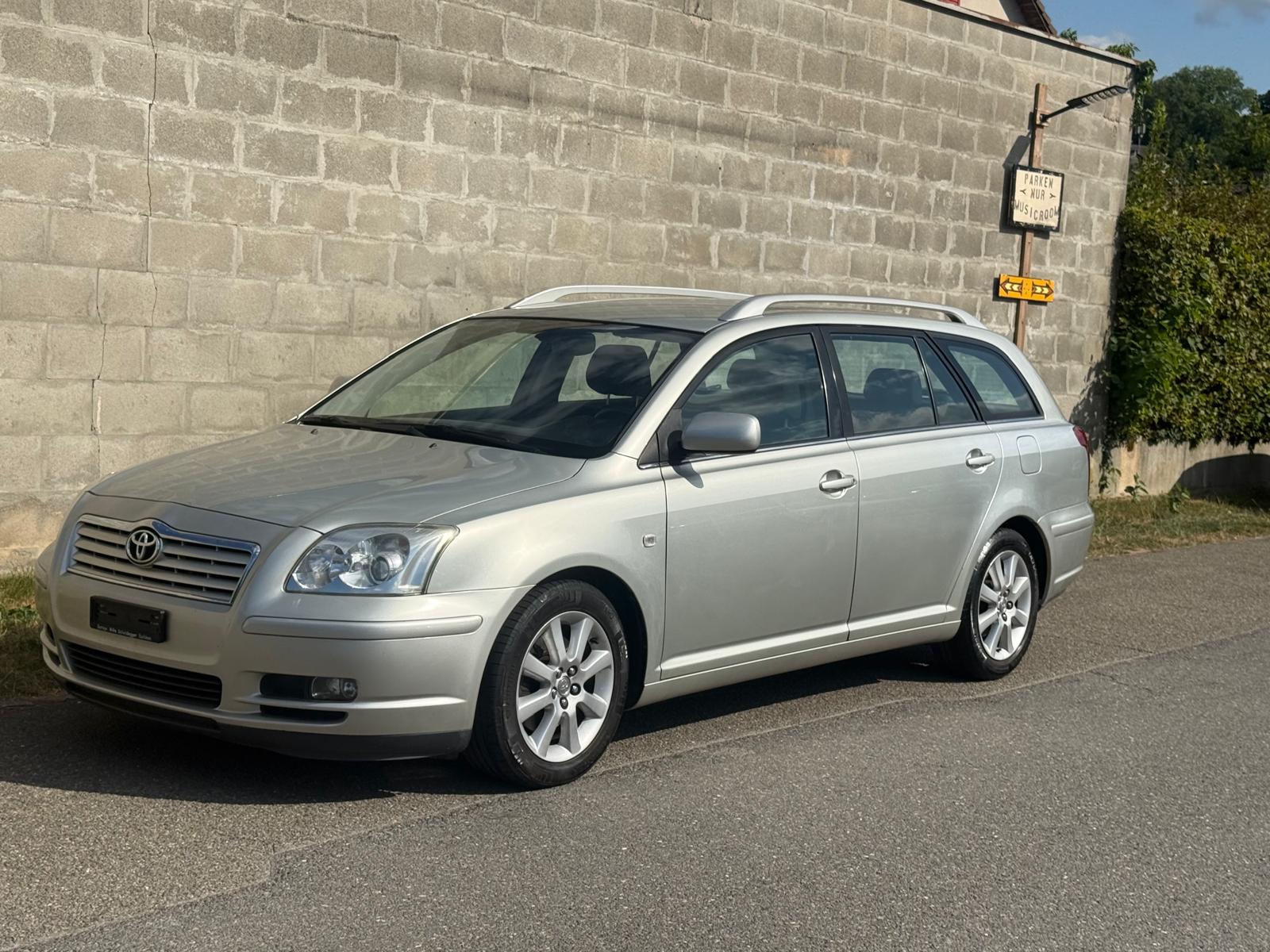 TOYOTA Avensis 2.4 D4 VVT-i Linea Sol Sportswagon T-Step5