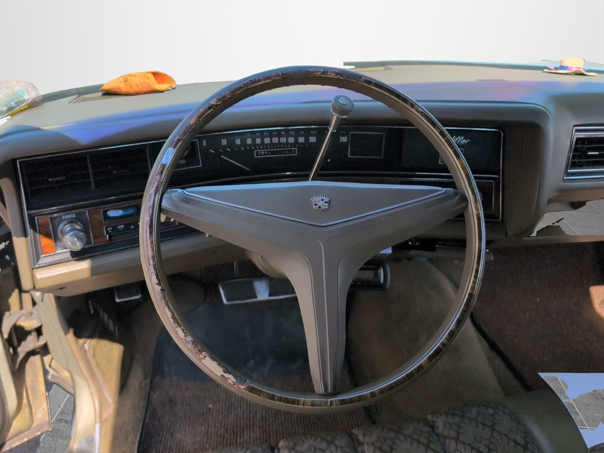 CADILLAC DEVILLE-image-10