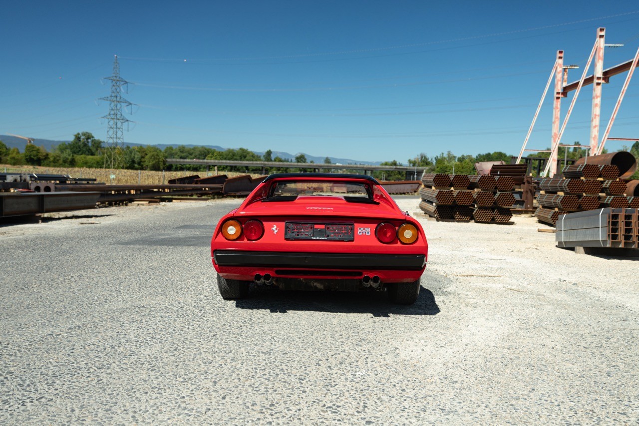 FERRARI 308 GTB (Vergaser & Trockensumpfschmierung)-image-5