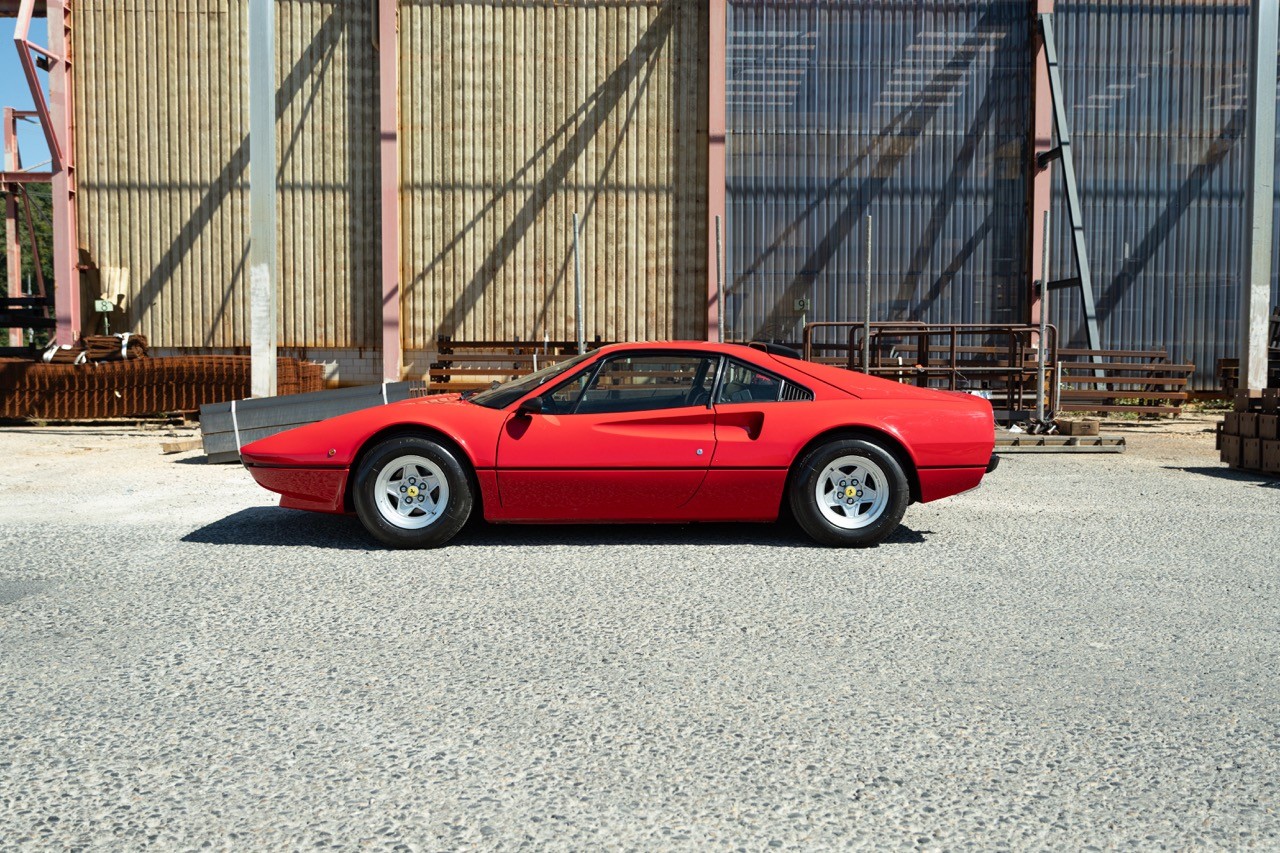 FERRARI 308 GTB (Vergaser & Trockensumpfschmierung)-image-3