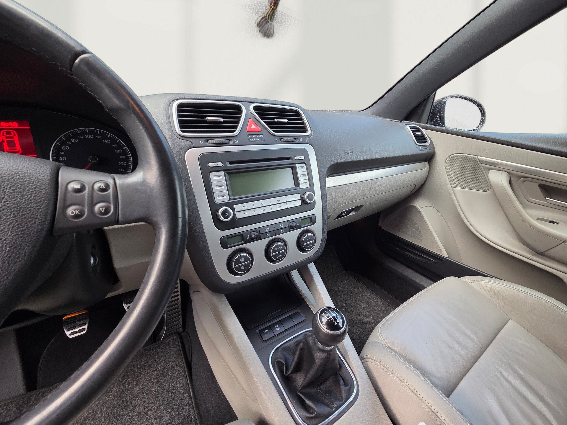 VW Eos 2.0 FSI Turbo-image-6