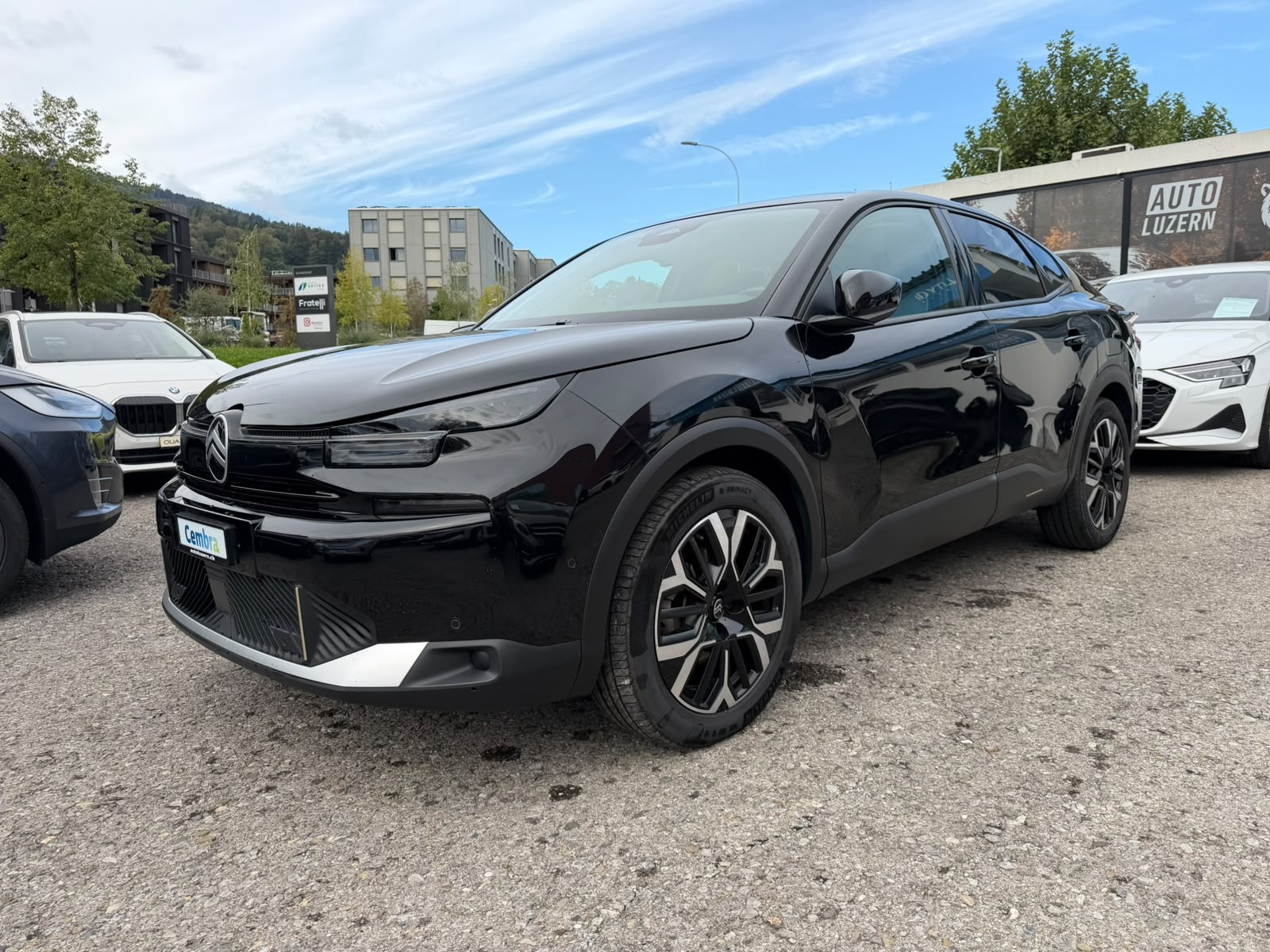 CITROEN C4 X HEV Max-image-8
