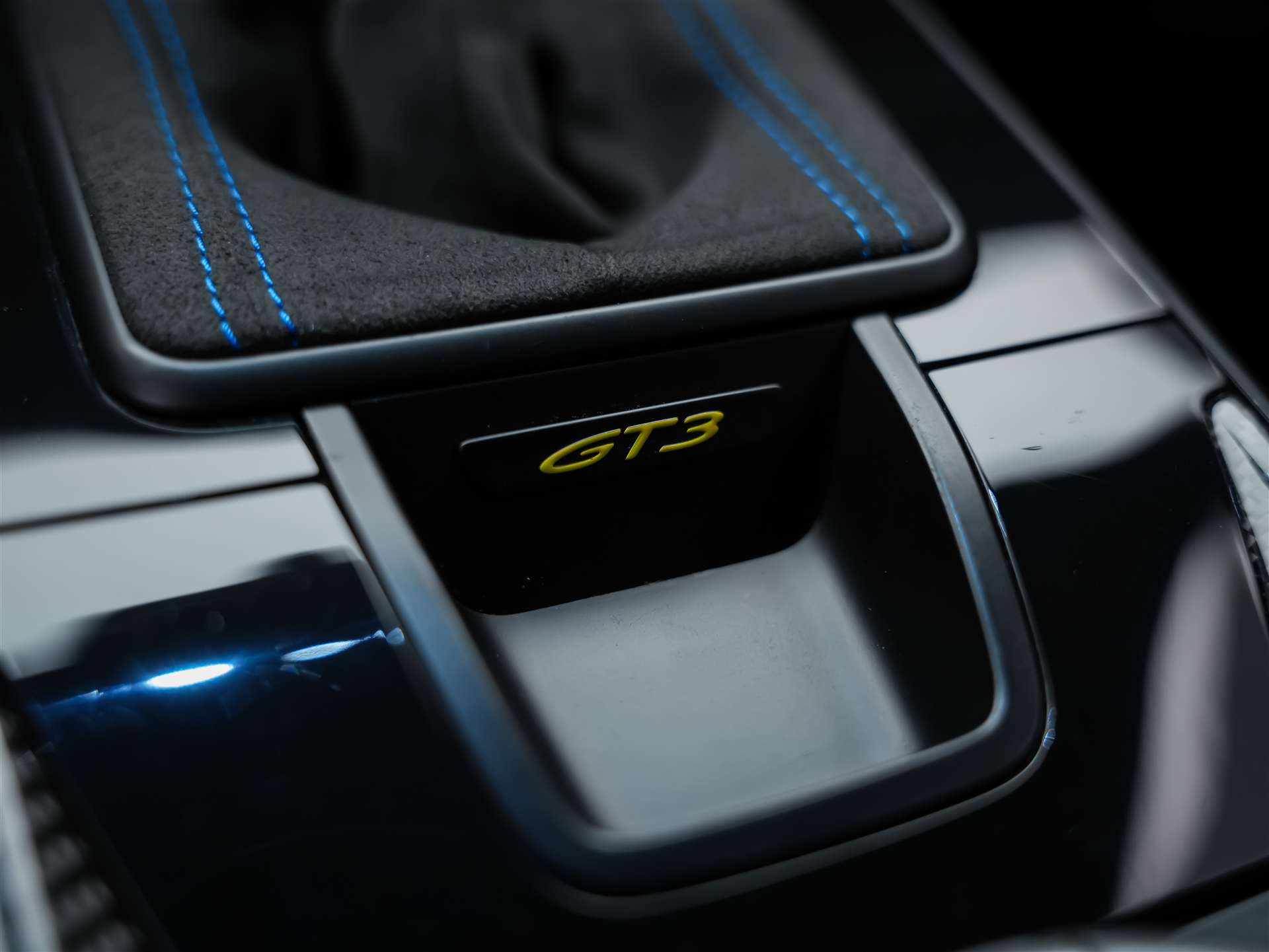 PORSCHE 911 Coupé 4.0 GT3 PDK *CH Auto*Approved*Keramik*Lift*Schalensitze*-image-22