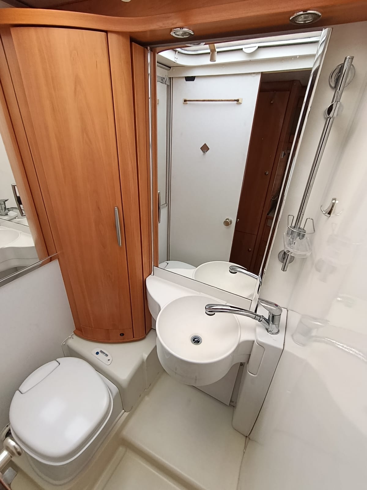 HYMER Ducato 15/2.8 ***Der perfekte Allrounder, Premium-Qualität***-image-23