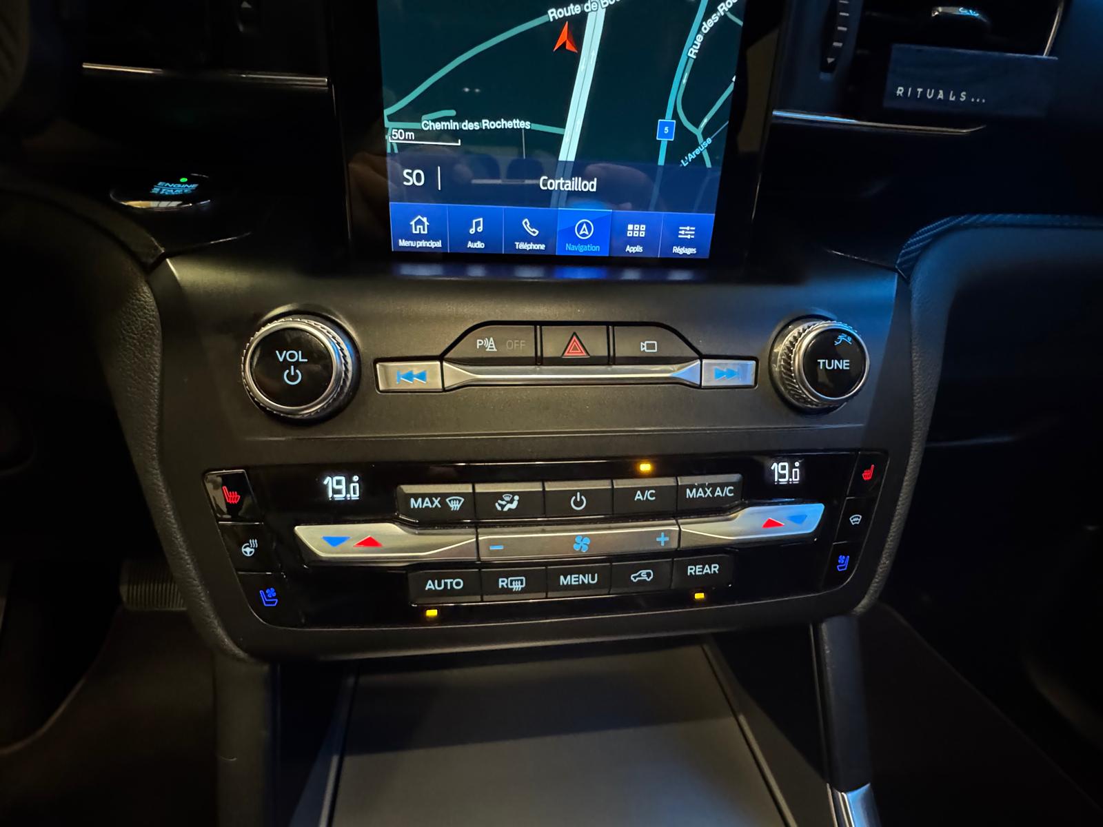 FORD Explorer 3.0 EcoB. Plug-in-Hybrid ST-Line 4WD Aut.-image-23