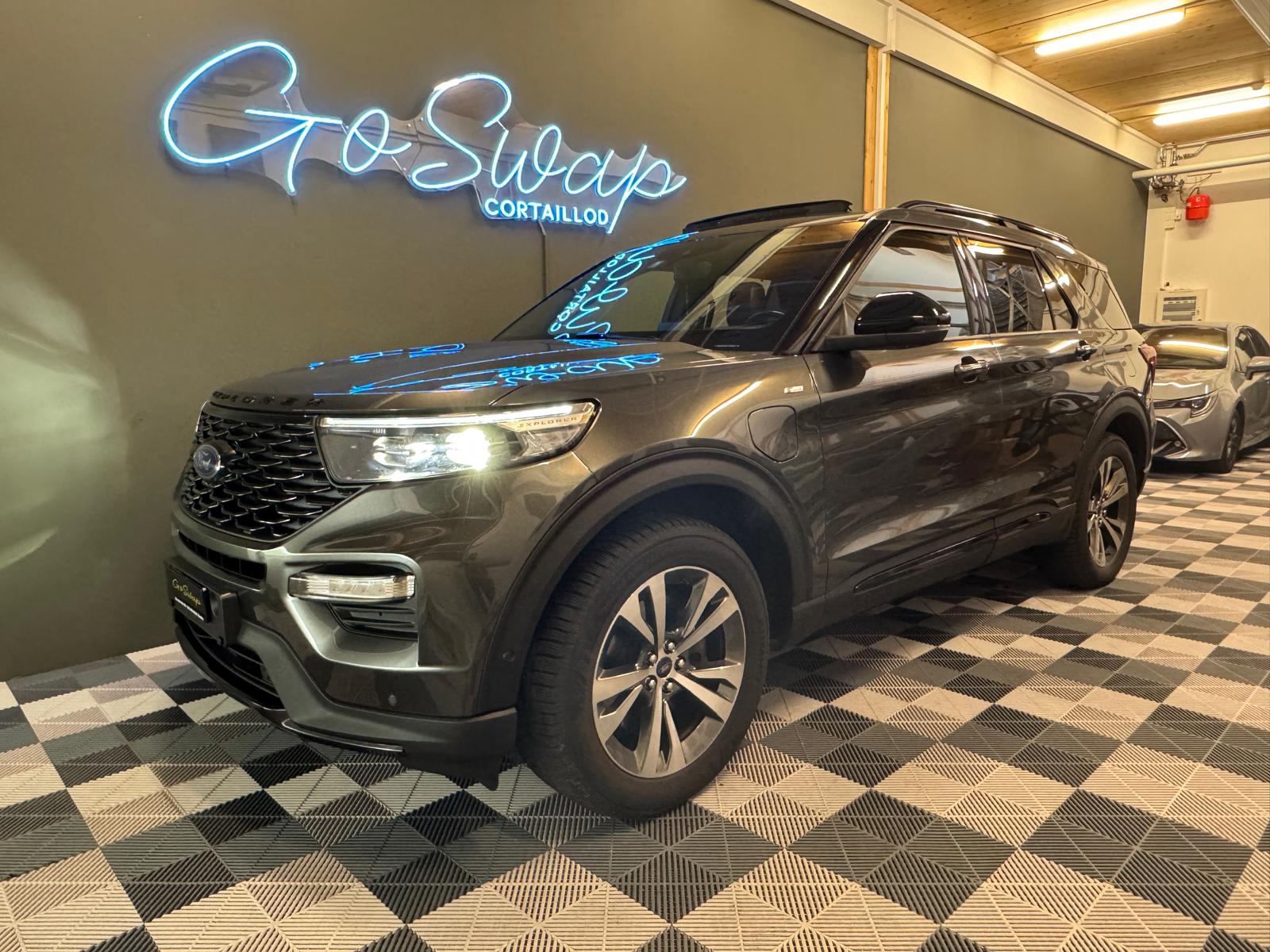 FORD Explorer 3.0 EcoB. Plug-in-Hybrid ST-Line 4WD Aut.