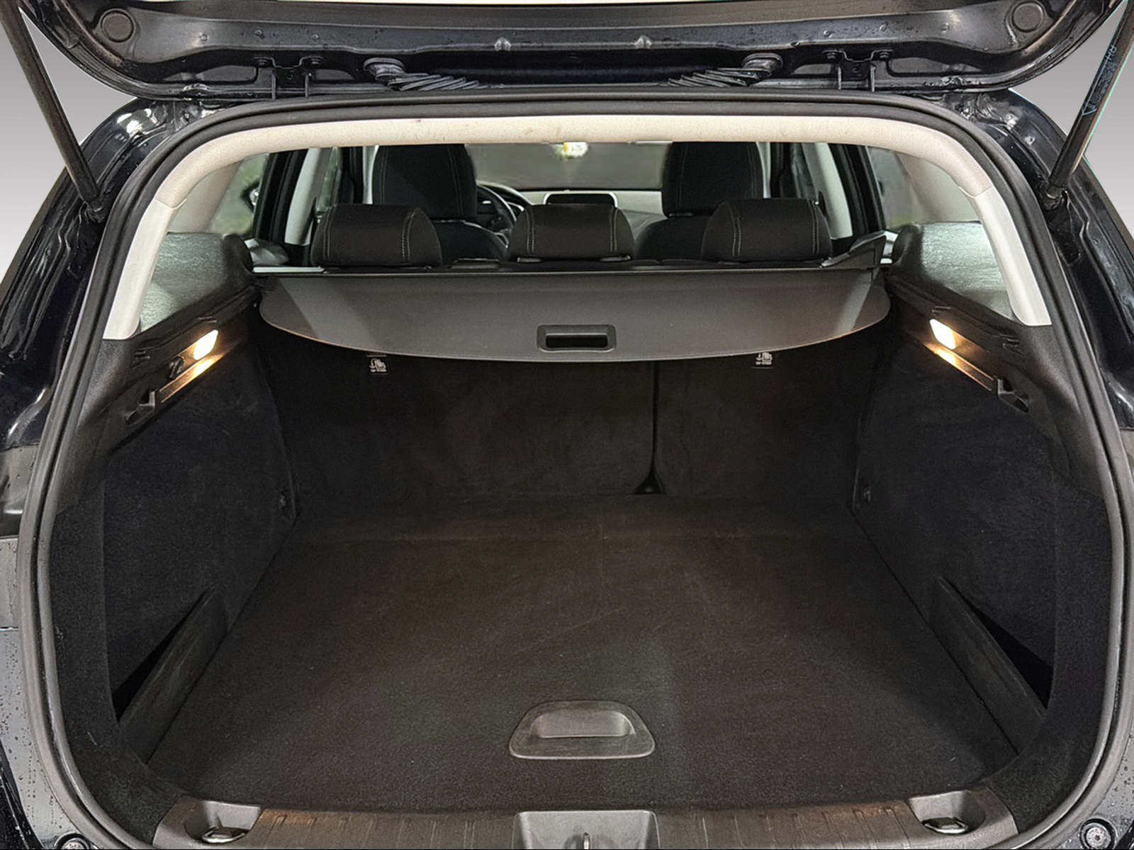 FIAT Tipo SW 1.6 JTD Lounge DCT-image-5
