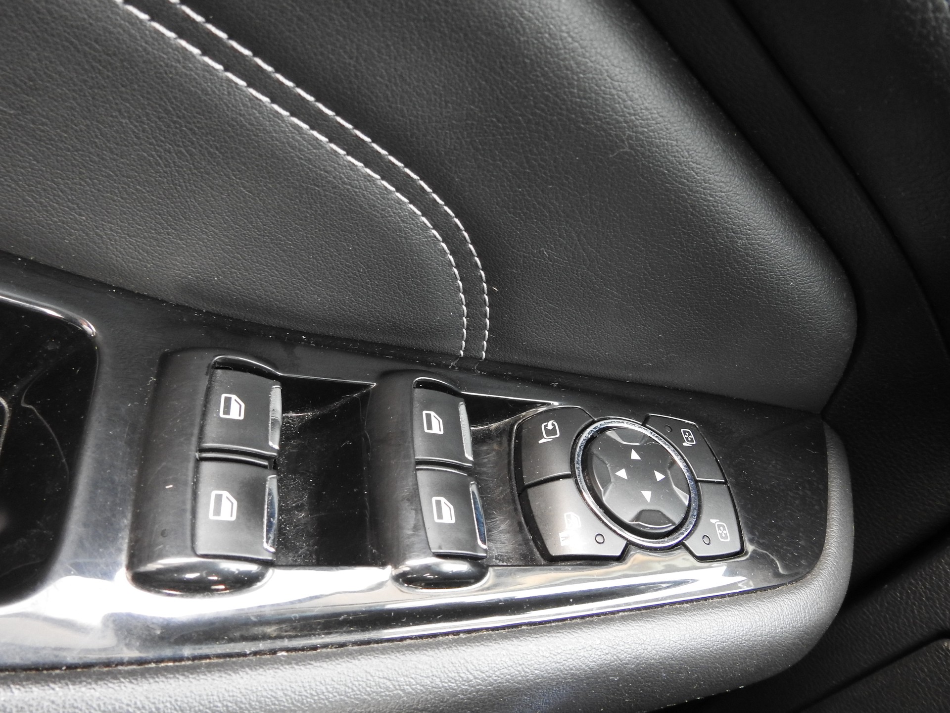 FORD Galaxy 2.0 TDC Titaniumi PowerShift-image-28