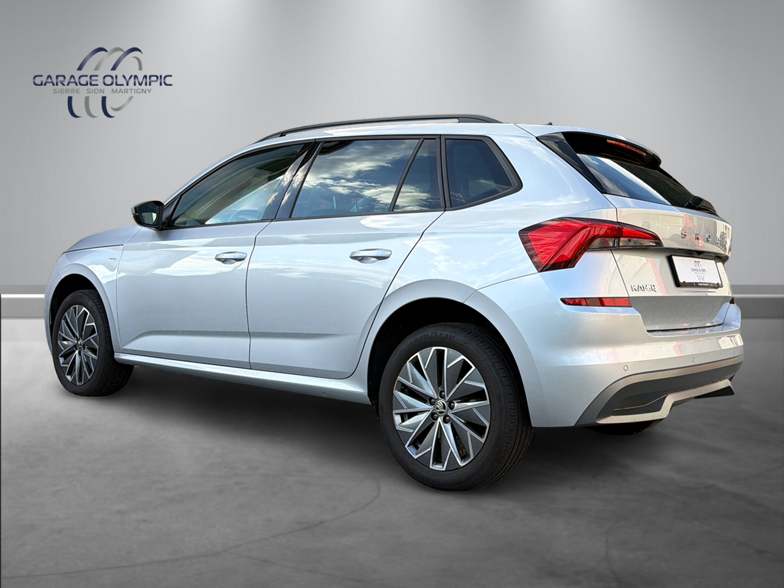 SKODA Kamiq 1.0 TSI Tour DSG-showroom-element-3