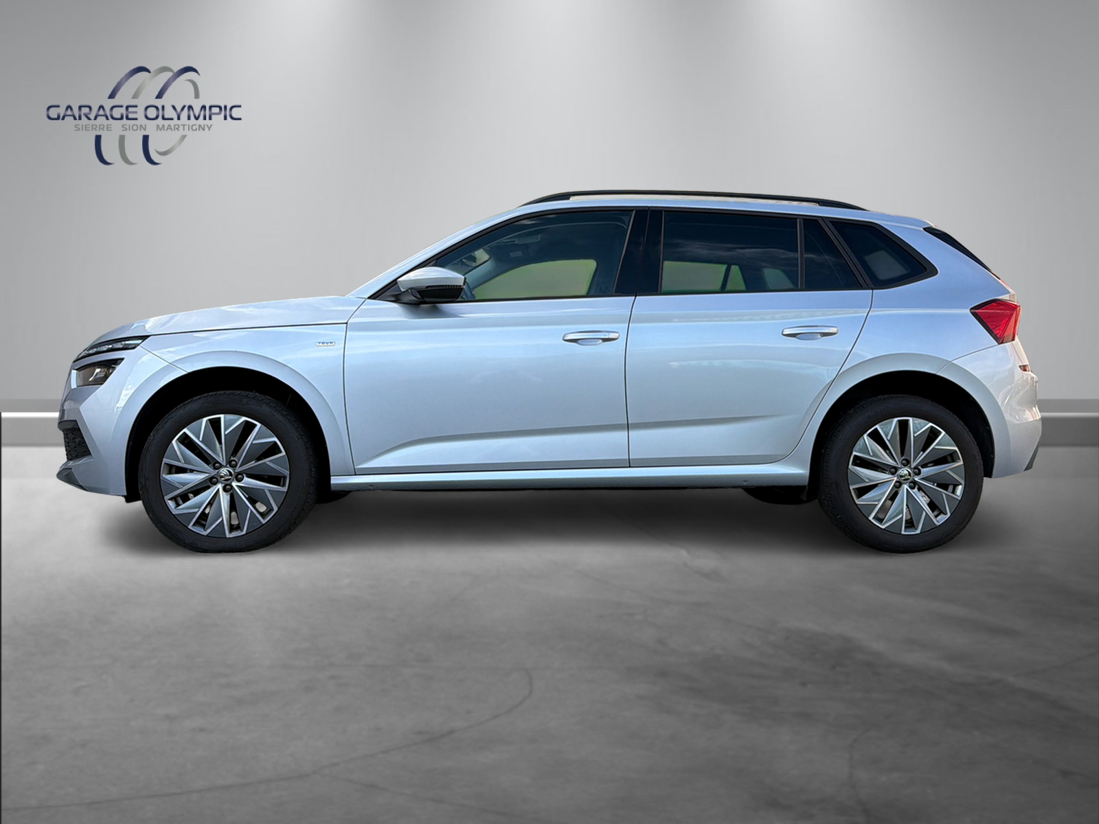 SKODA Kamiq 1.0 TSI Tour DSG-showroom-element-2