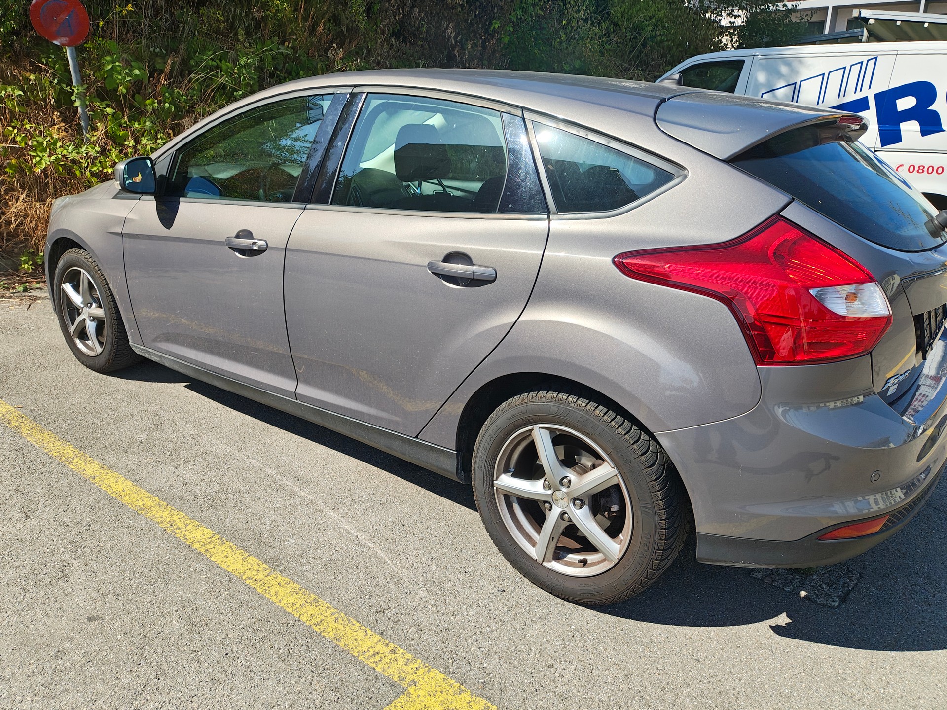 FORD Focus 1.0 SCTi Trend-image-2