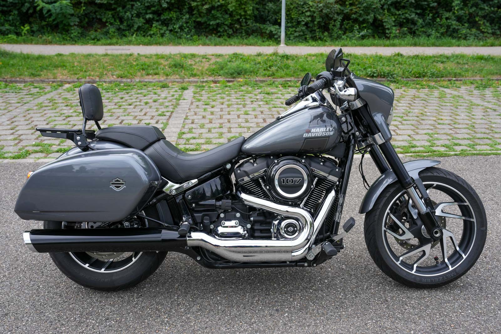 HARLEY-DAVIDSON FLSB Sport Glide 107-image-0
