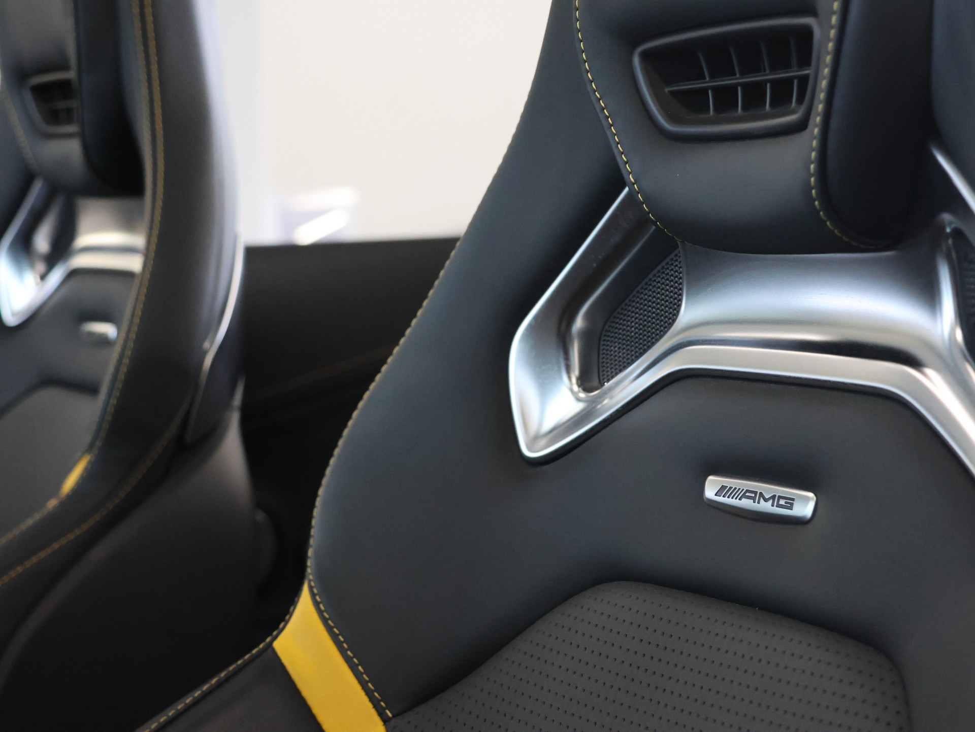 MERCEDES-BENZ C 63 S AMG Premium 9G-tronic *AMG-PERFORMANCE AUSPUFF*-image-17
