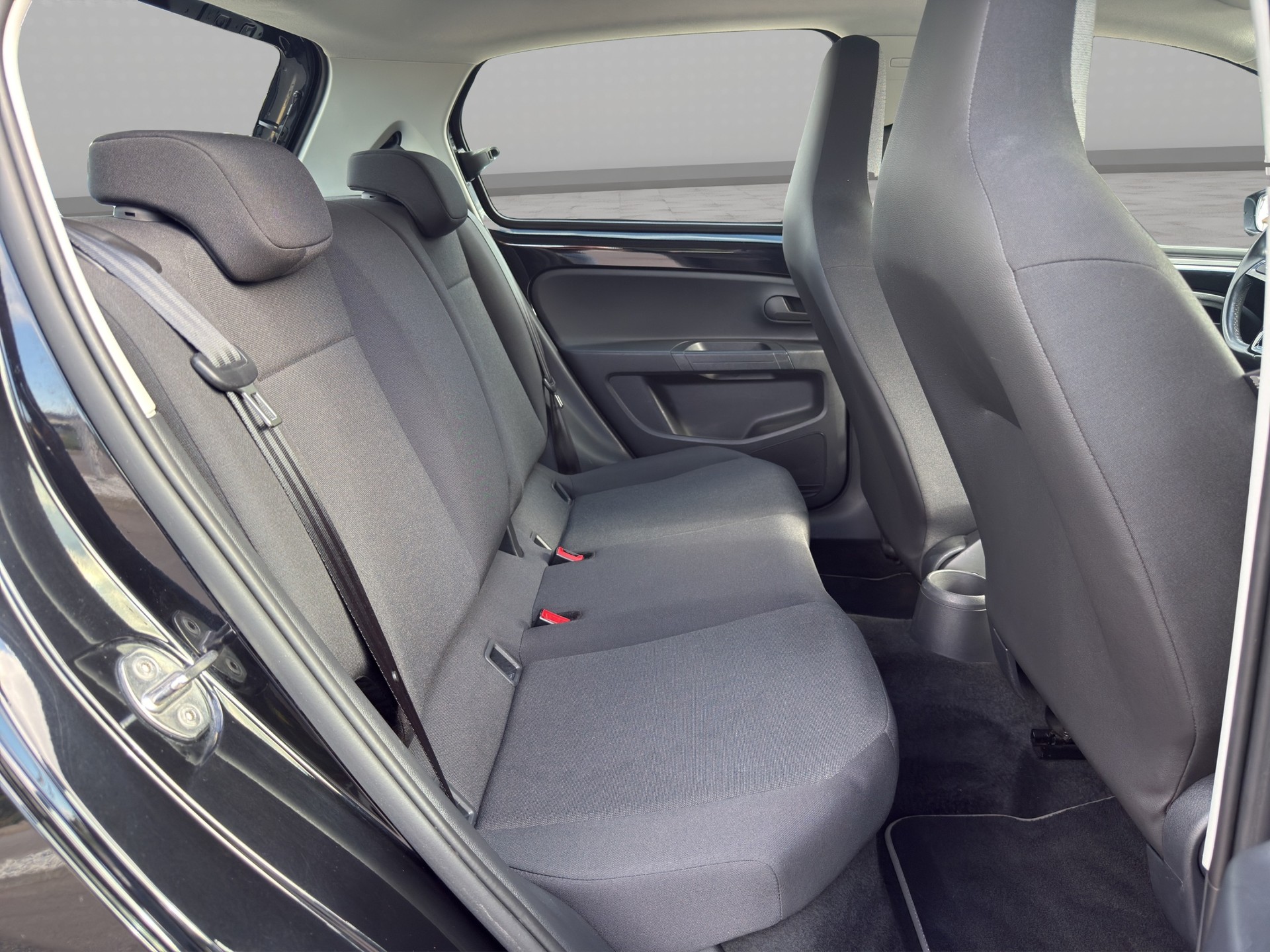 VW e-Up-image-18