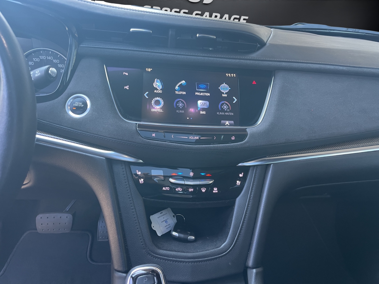 CADILLAC XT5 Luxury-image-6