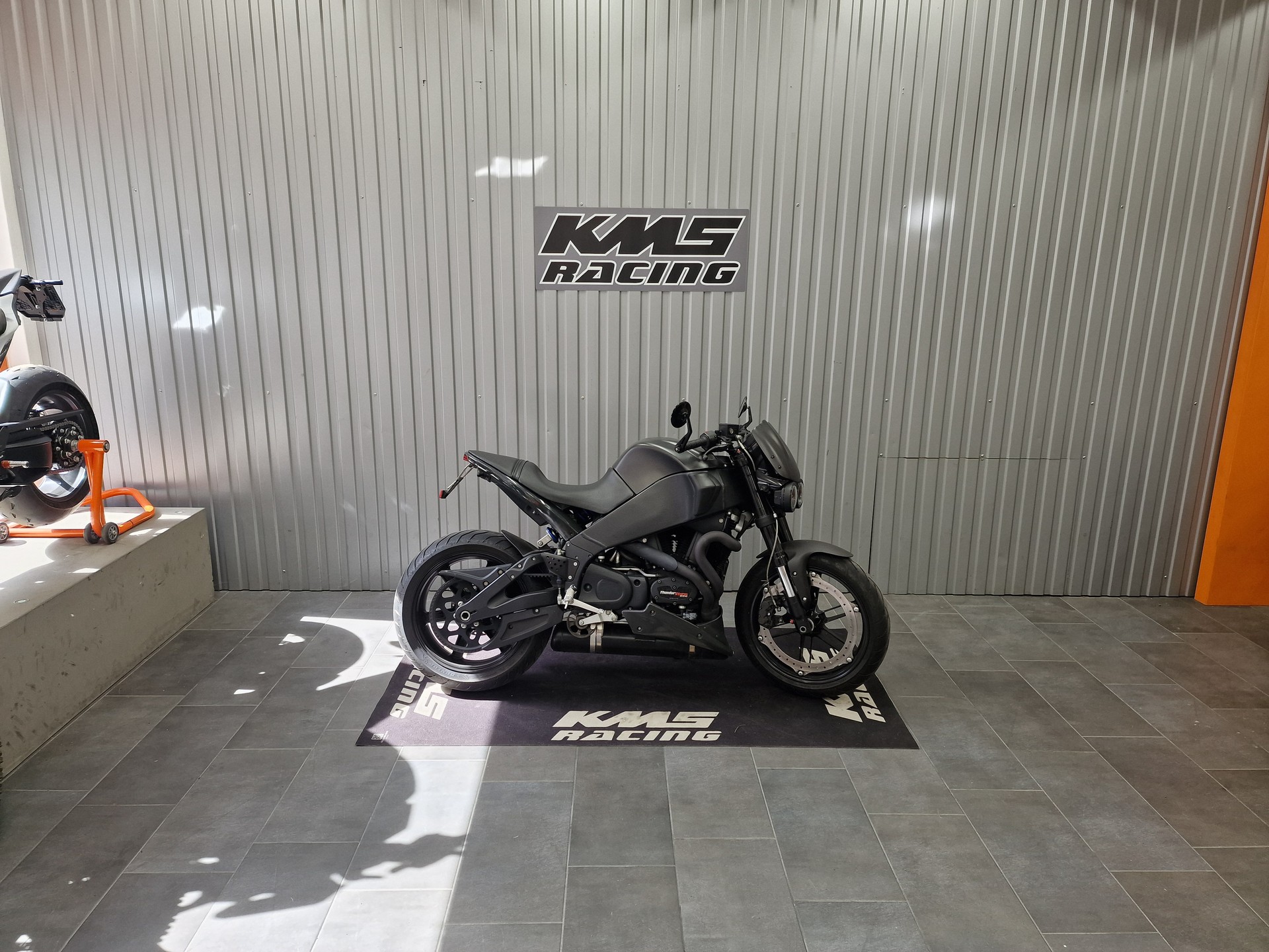 BUELL XB9SX City Cross-image-0