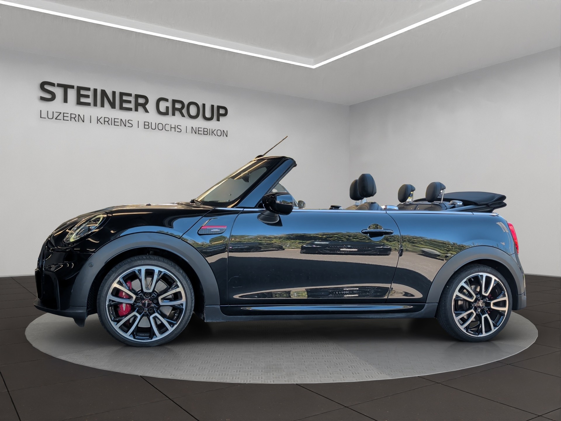 MINI Cooper John Cooper Works Cabriolet Steptronic-image-7