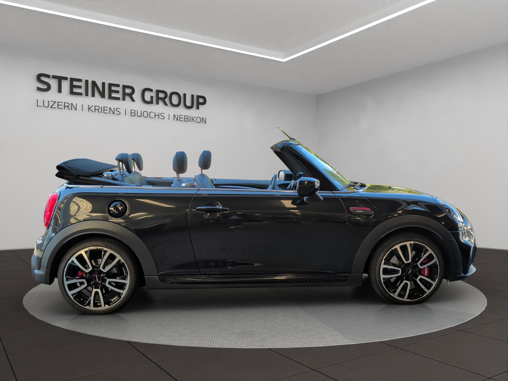 MINI Cooper John Cooper Works Cabriolet Steptronic-showroom-element-3