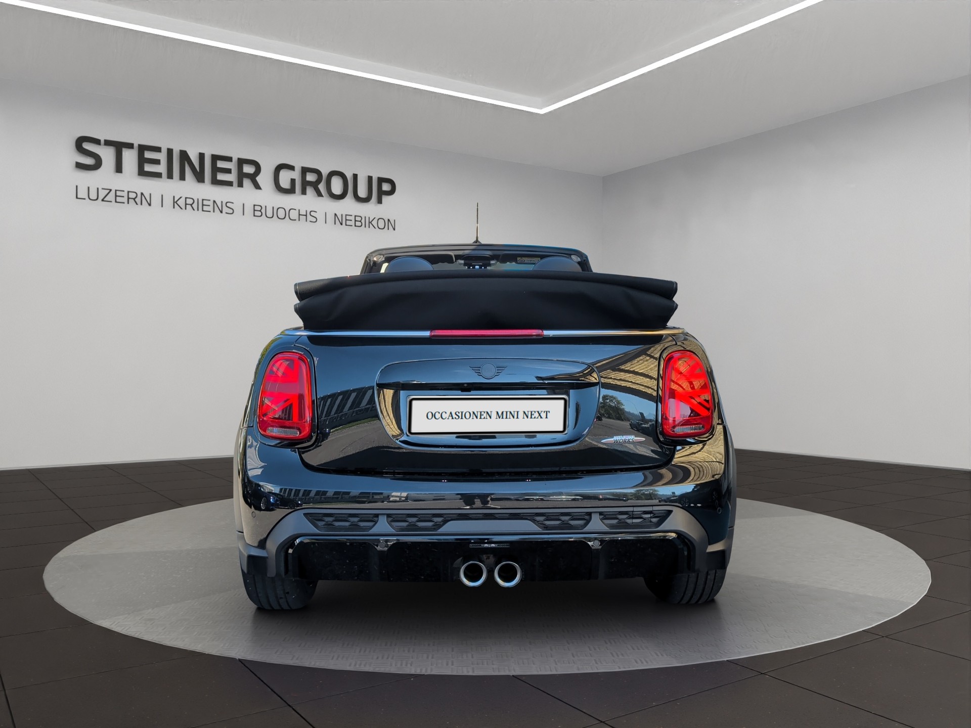 MINI Cooper John Cooper Works Cabriolet Steptronic-image-5