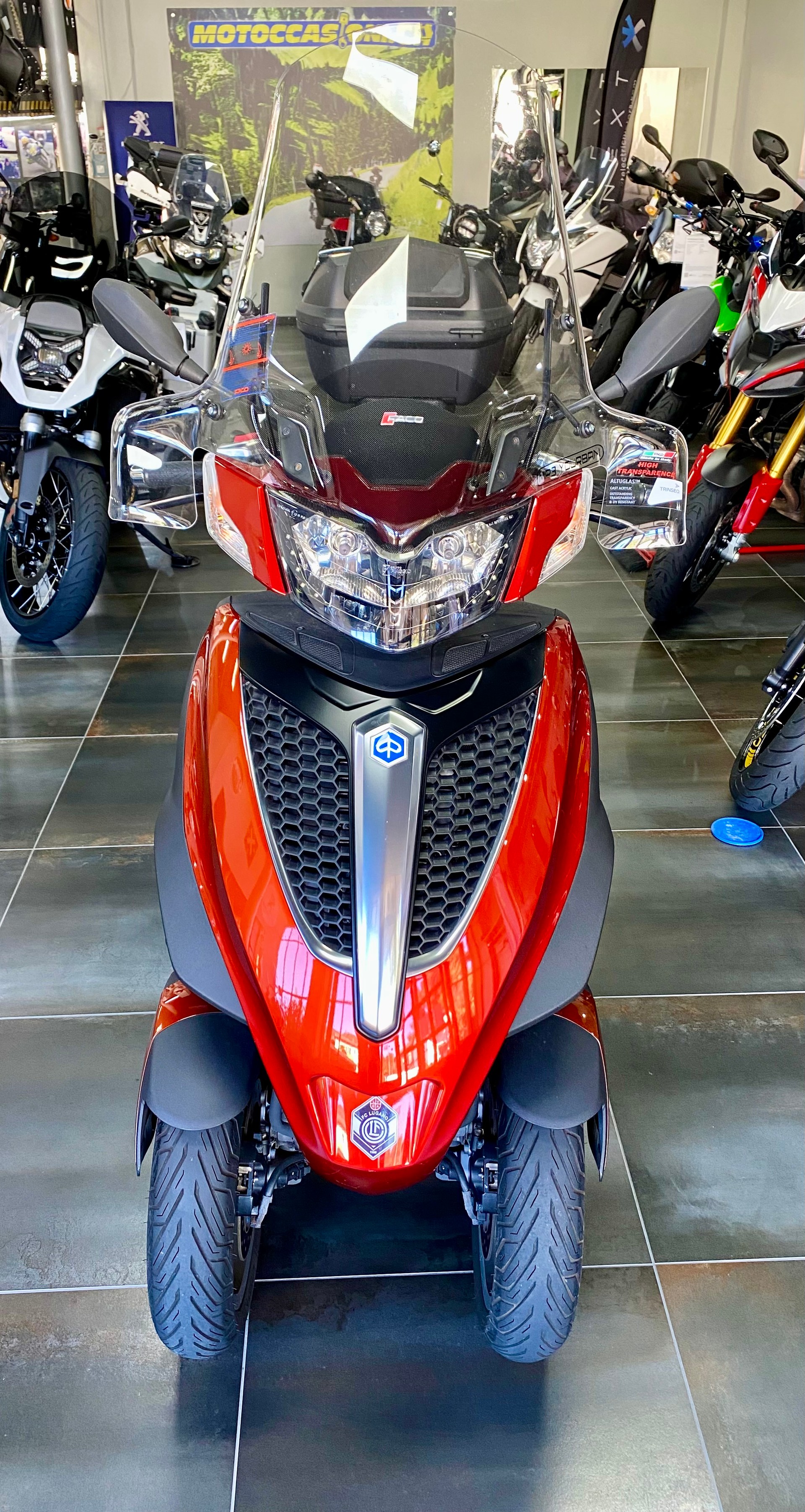 PIAGGIO MP3 Yourban 300 i.e.-image-1