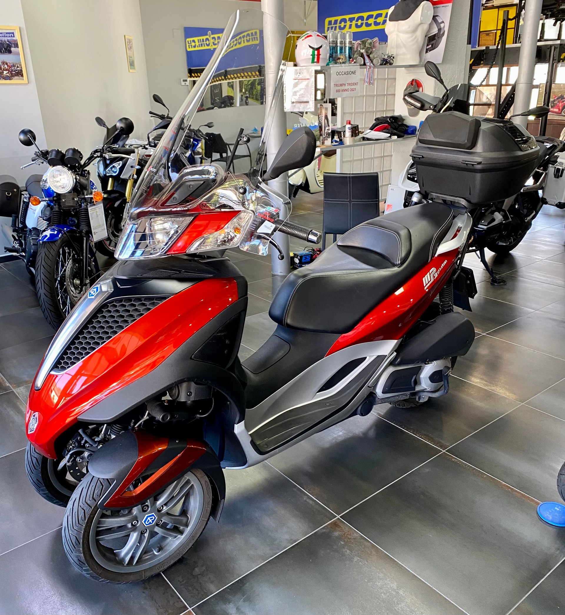 PIAGGIO MP3 Yourban 300 i.e.-image-2