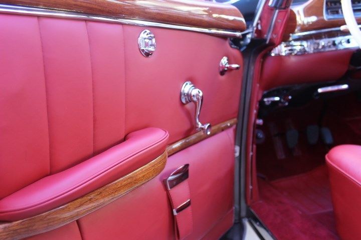 MERCEDES-BENZ-image-4