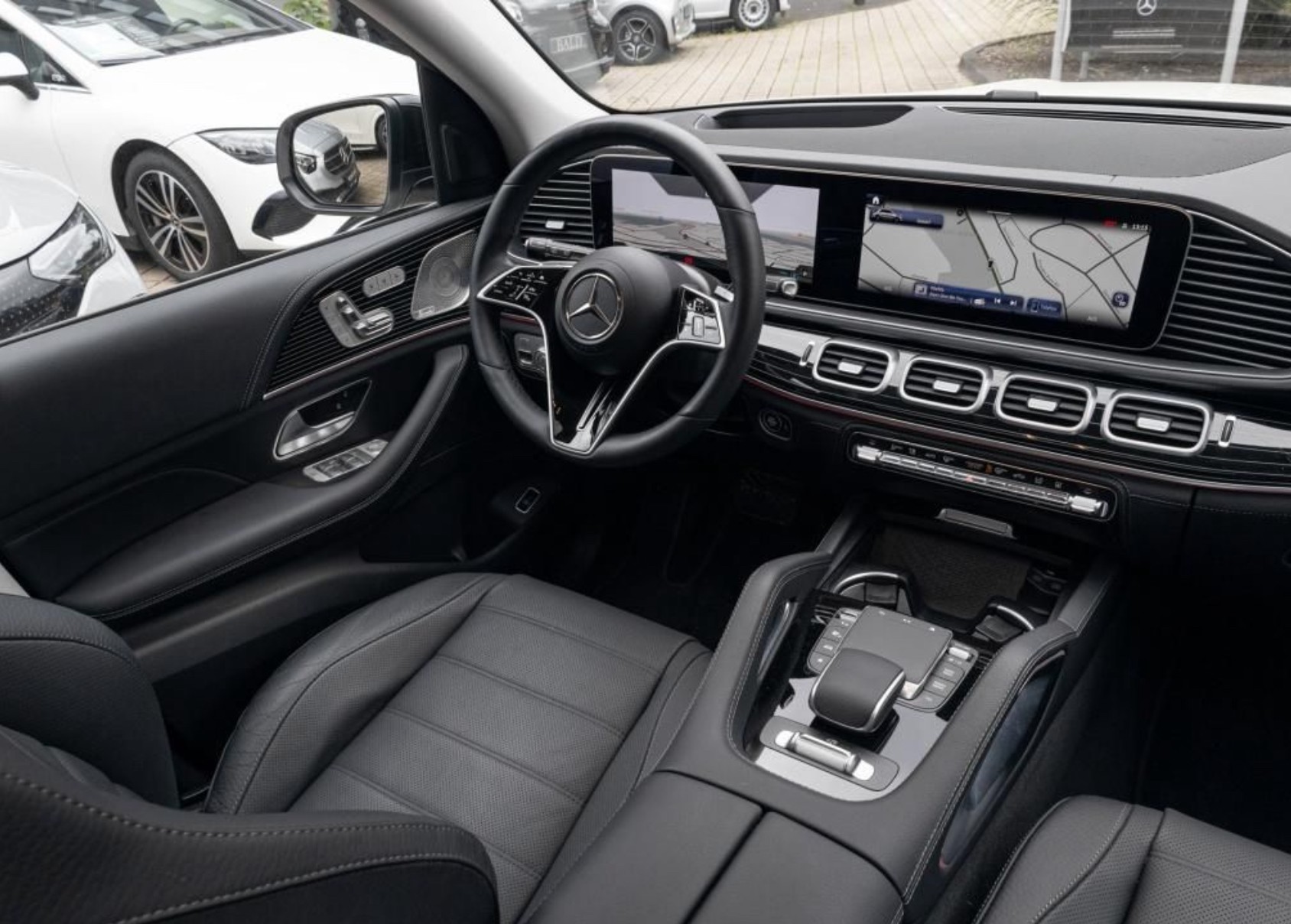 MERCEDES-BENZ GLE 450 4Matic AMG Line 9G-Tronic-image-11