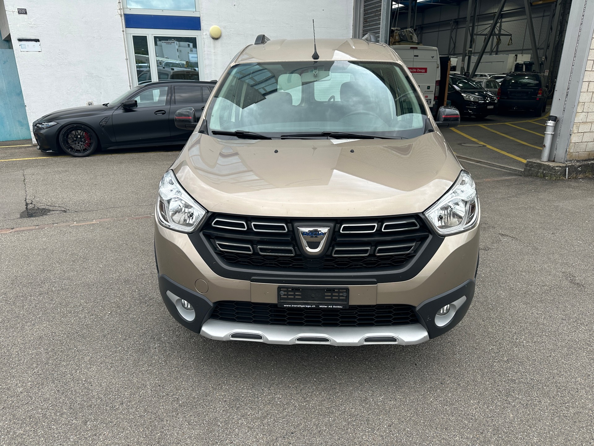 DACIA Dokker 1.6 16V Ultimate-image-1