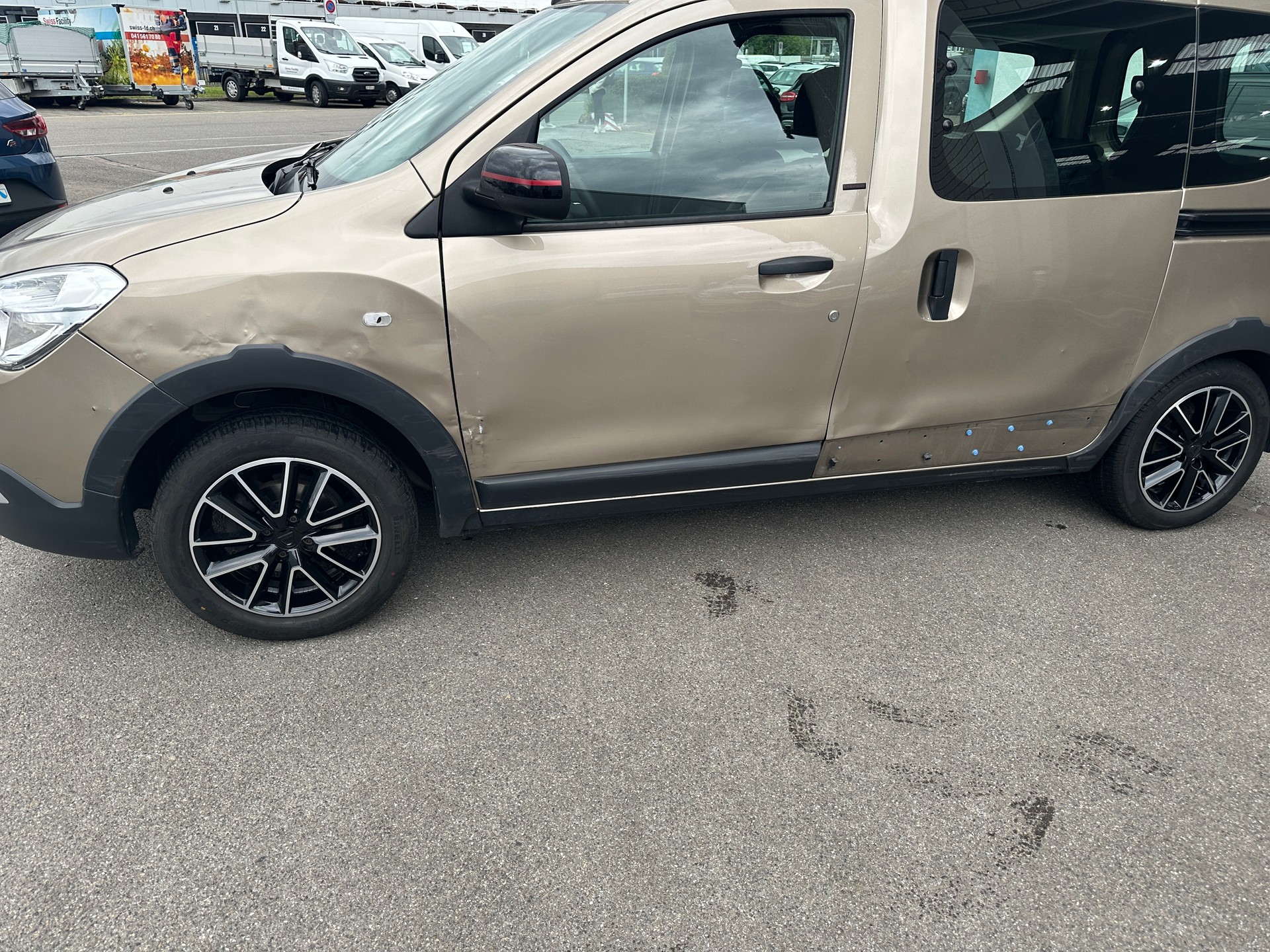 DACIA Dokker 1.6 16V Ultimate-image-3