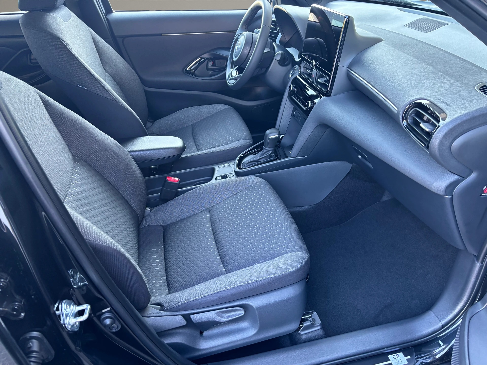 TOYOTA Yaris Cross 1.5 Trend e-CVT-image-11