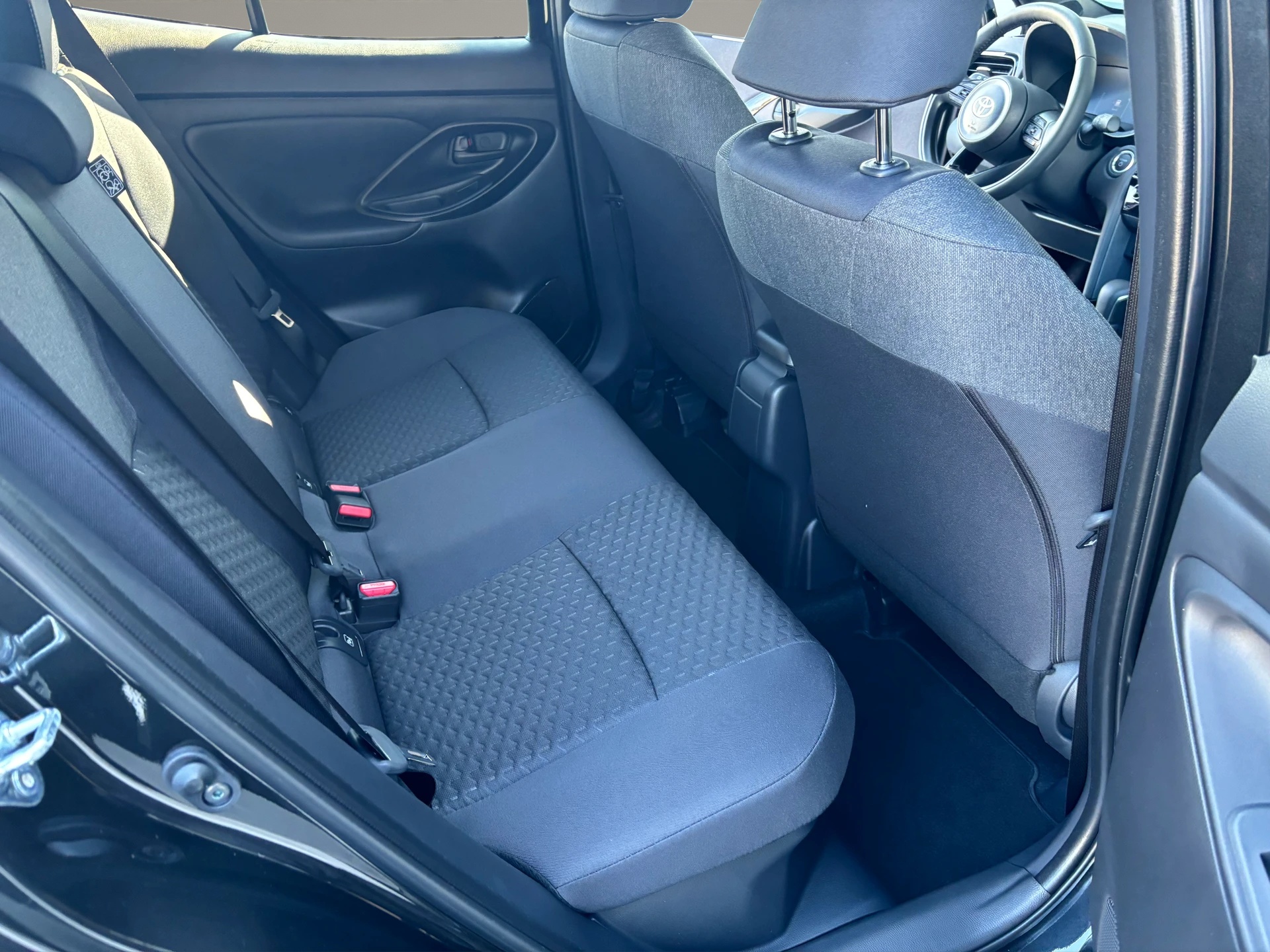 TOYOTA Yaris Cross 1.5 Trend e-CVT-image-12