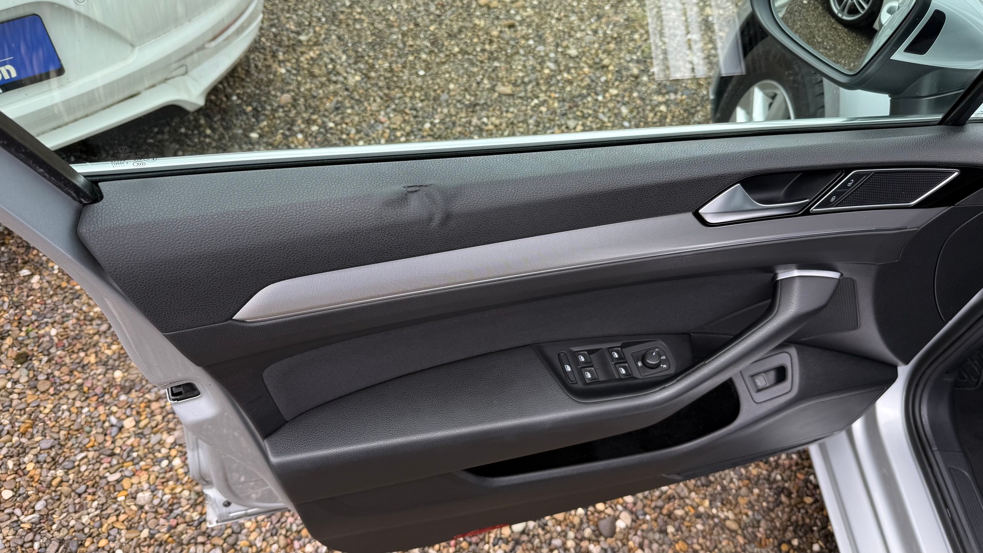 VW Passat Variant 2.0 TDI BMT Comfortline DSG-image-6