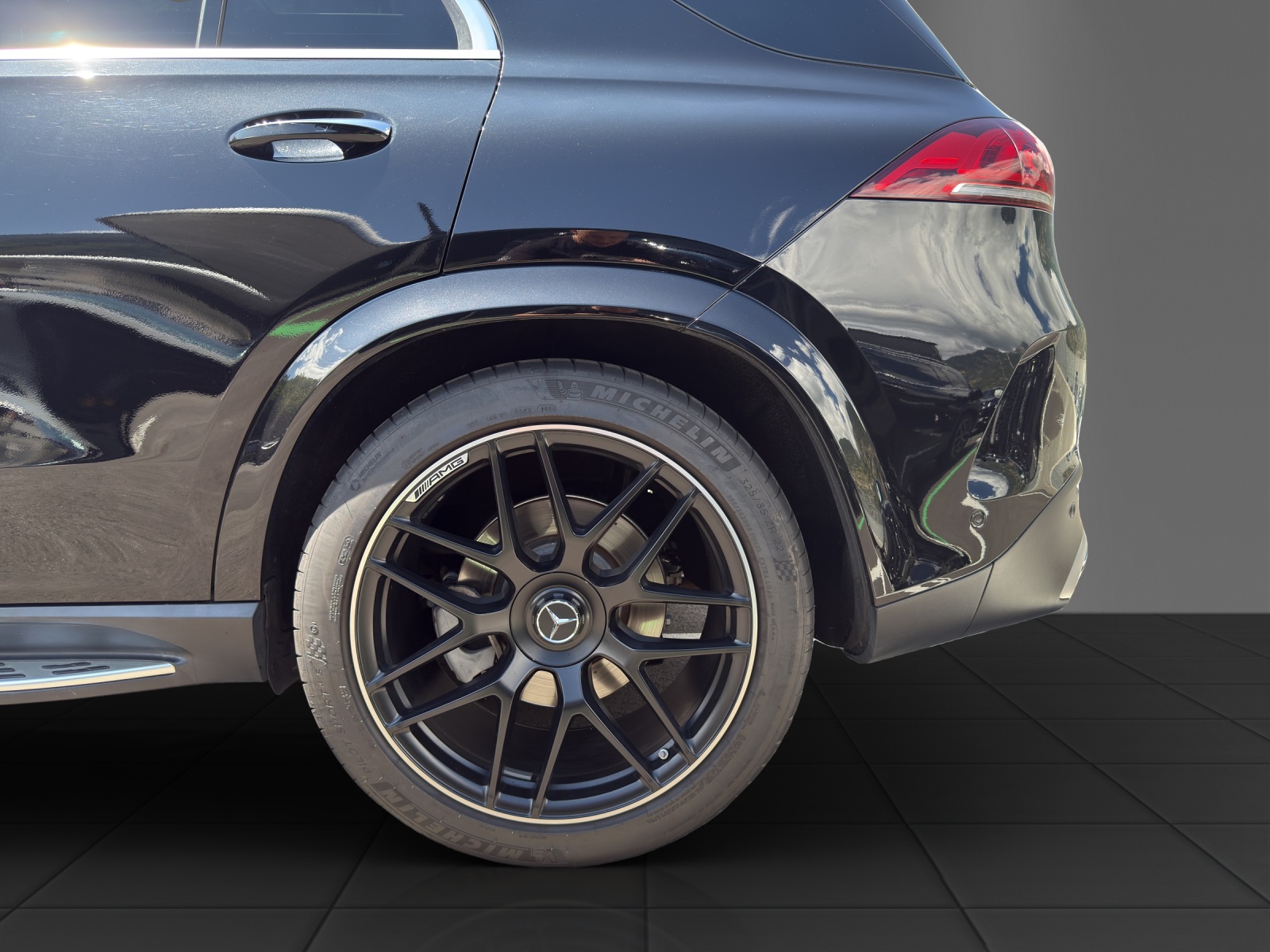 MERCEDES-BENZ GLE 53 AMG 4Matic+-image-21