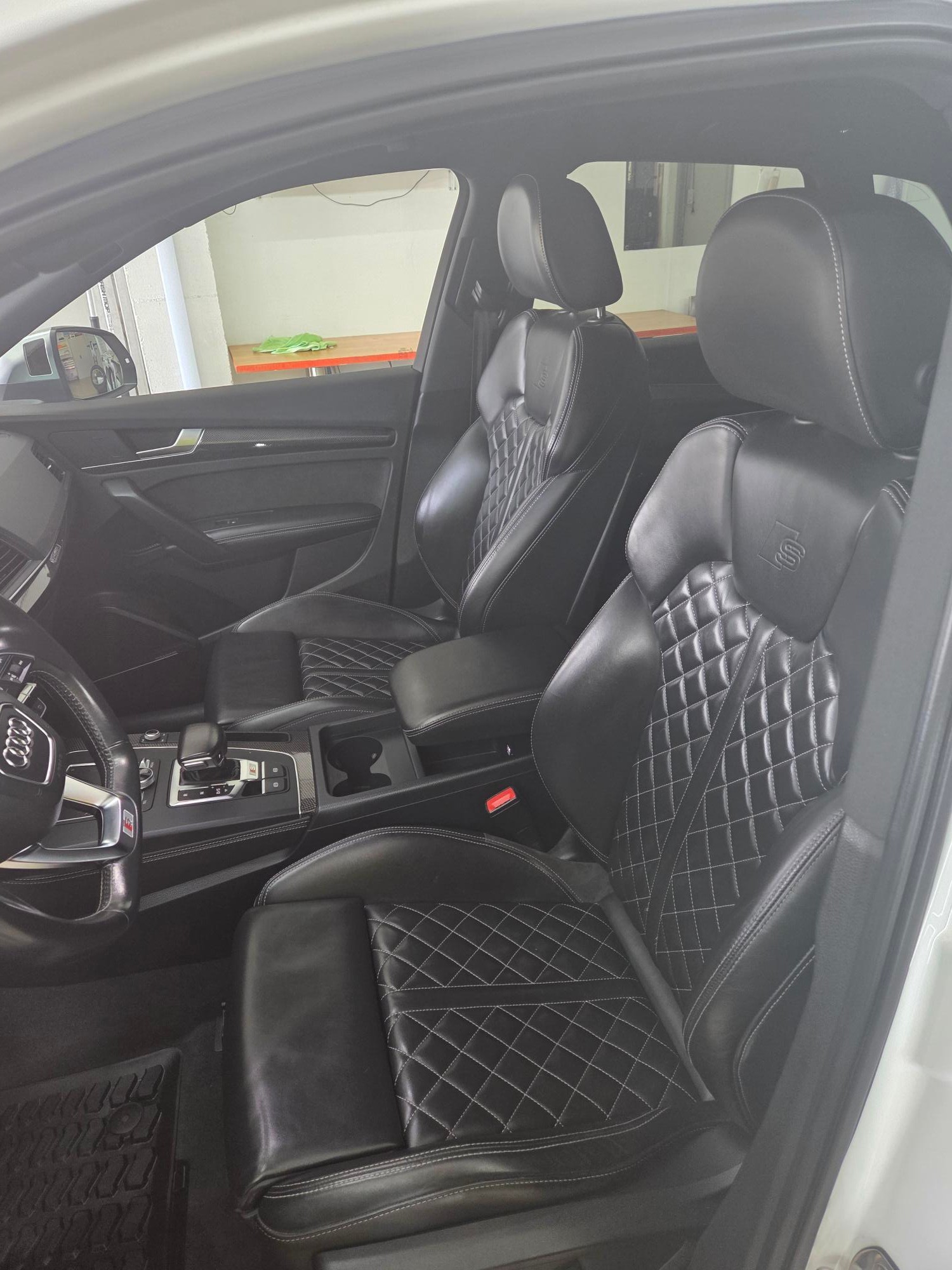 AUDI SQ5 3.0 TFSI quattro S-tronic-image-2