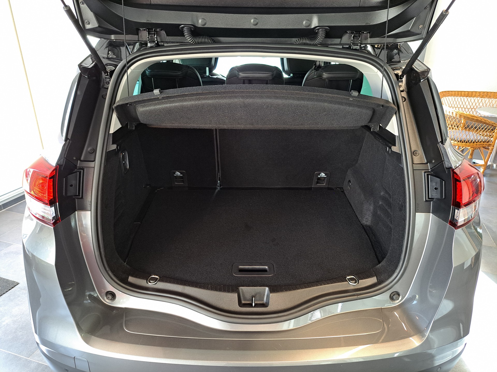 RENAULT Scénic 1.6 dCi Bose EDC-image-10
