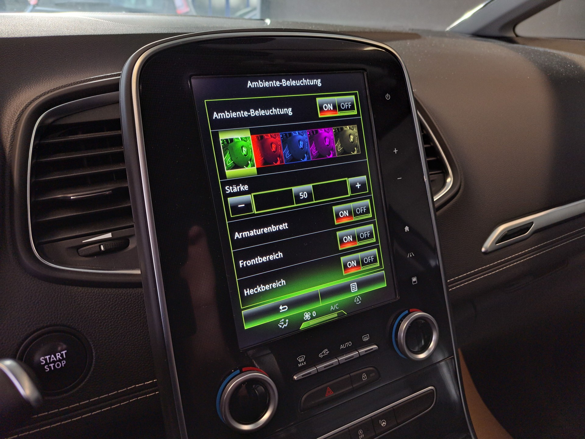RENAULT Scénic 1.6 dCi Bose EDC-image-20