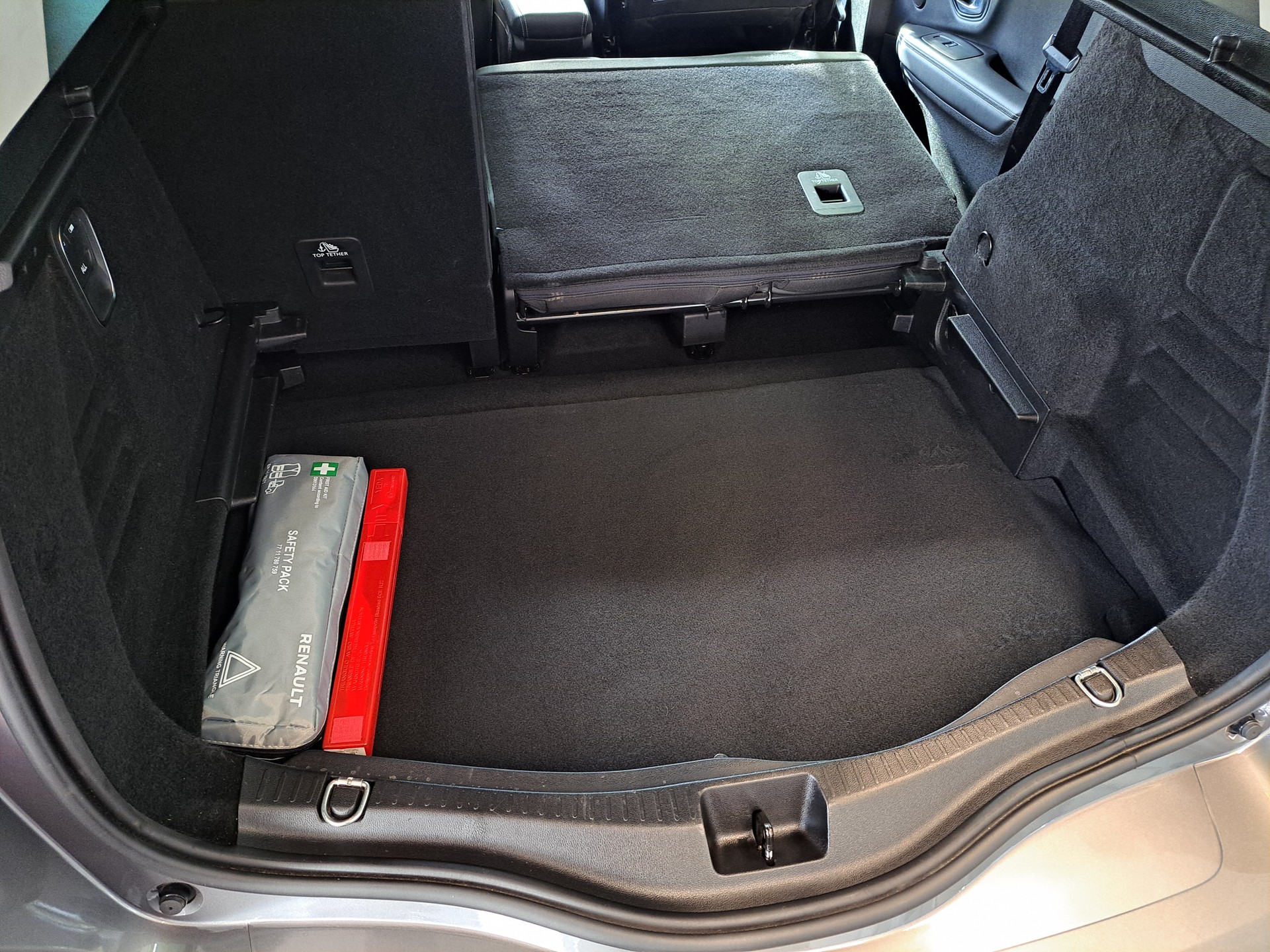 RENAULT Scénic 1.6 dCi Bose EDC-image-13