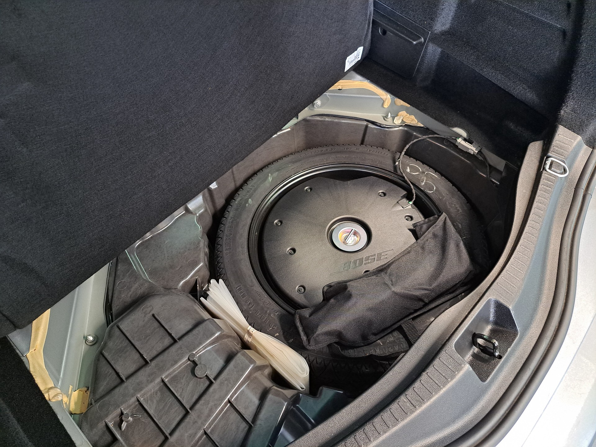 RENAULT Scénic 1.6 dCi Bose EDC-image-14