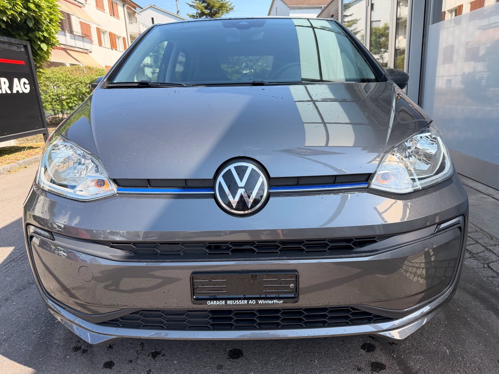 VW e-up! EDITION *** NEUWAGEN ZUM UNSCHLAGBAREN PREIS ***-showroom-element-1